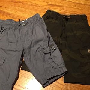 Never worn Boys size 8 Union Bay shorts